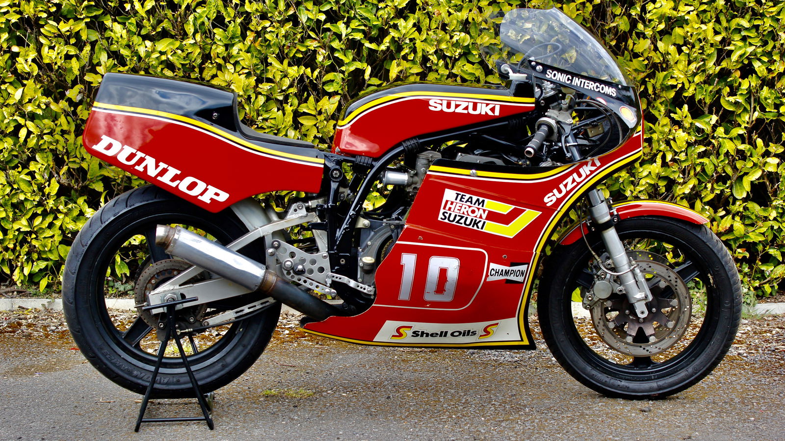 Heron Suzuki XR69